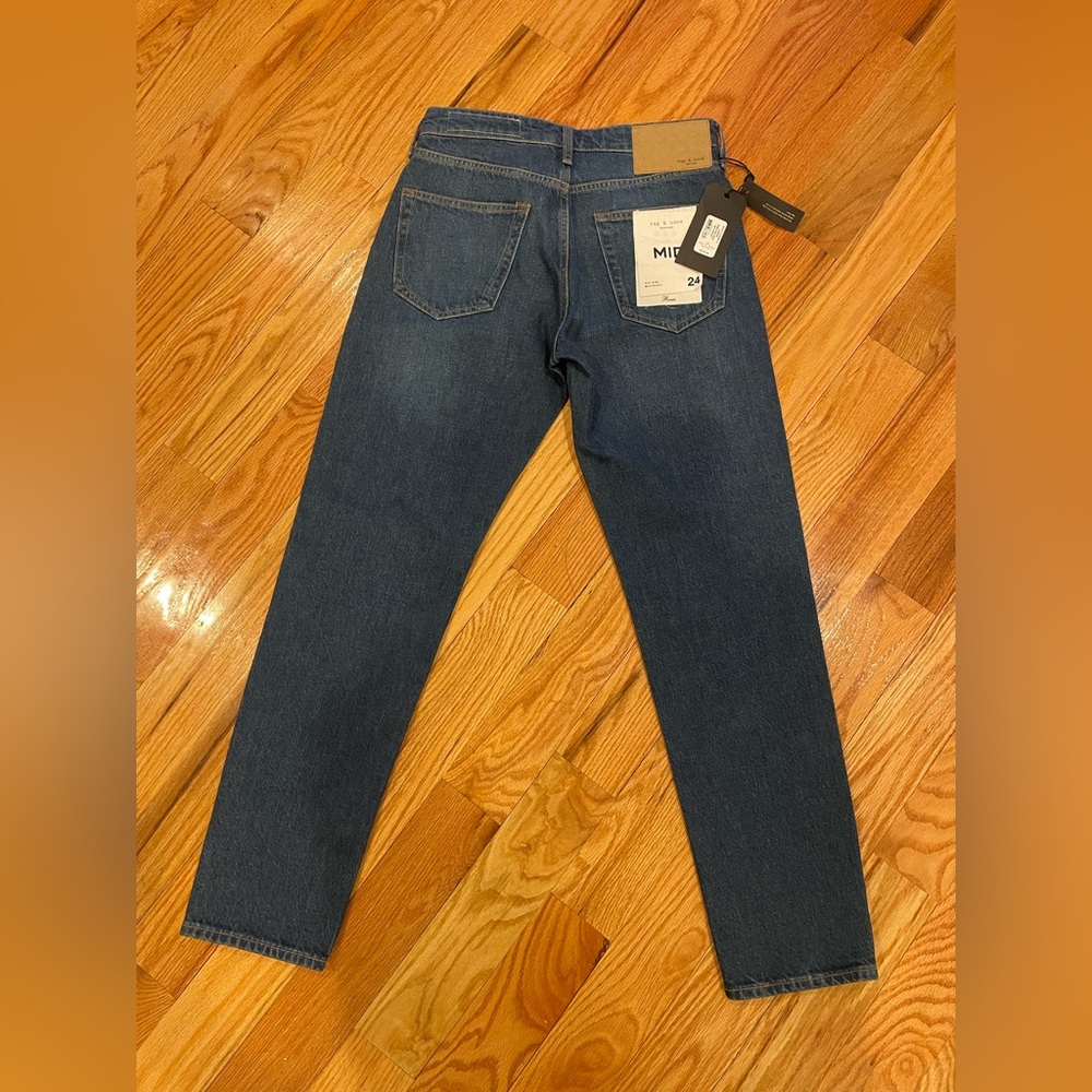 Rag & Bone Jasper Rosa Mid-rise Boyfriend jeans.